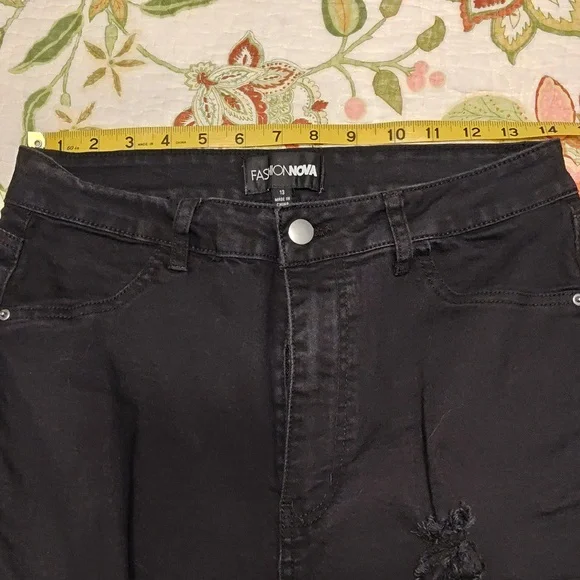 Fashion Nova Distressed Black Jeans - Size 13 - Picture 7 of 9